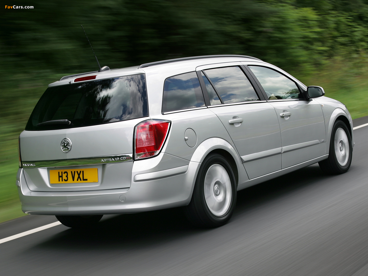 Images of Vauxhall Astra Estate 2005–10 (1280 x 960)