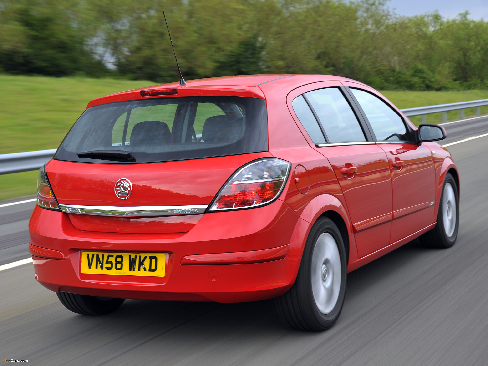 Images of Vauxhall Astra ecoFLEX 5-door 2008–09 (2048 x 1536)