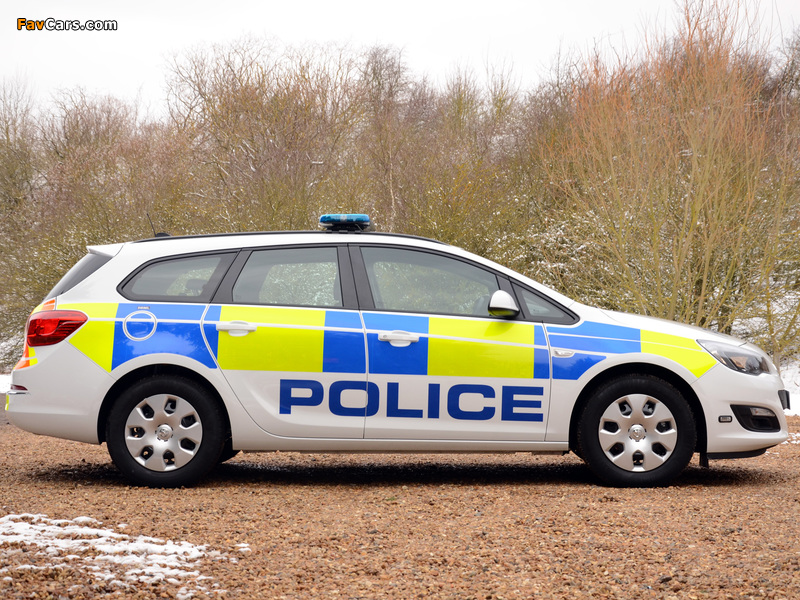 Images of Vauxhall Astra Sports Tourer Police 2012 (800 x 600)