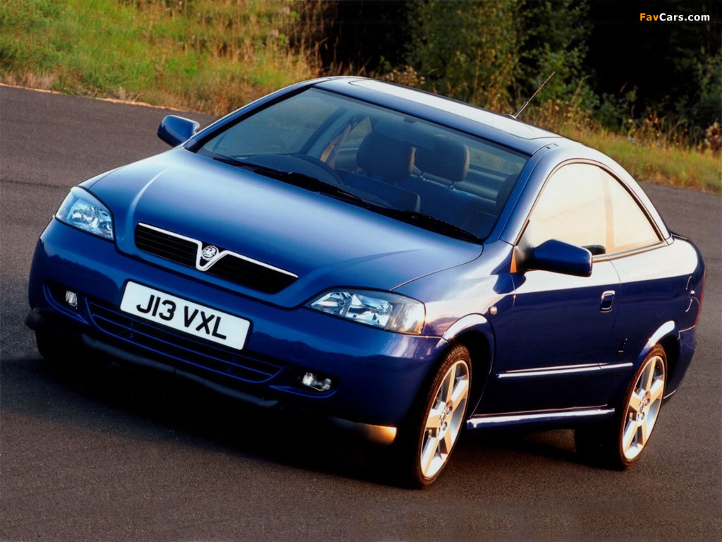 Photos of Vauxhall Astra Coupe 2000–05 (1024 x 768)