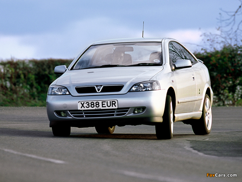 Photos of Vauxhall Astra Coupe 2000–05 (800 x 600)