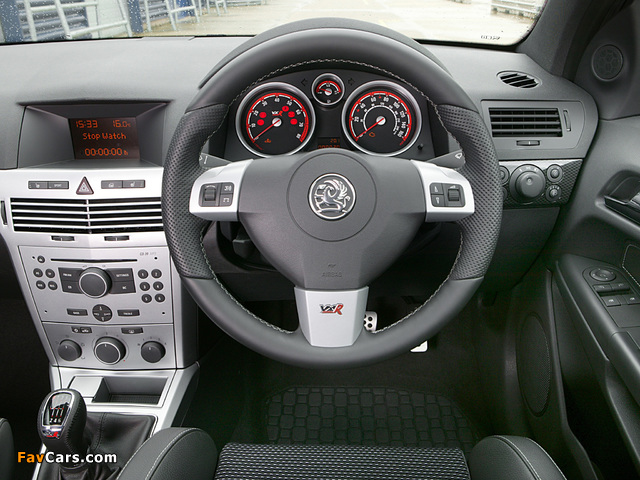 Photos of Vauxhall Astra VXR Arctic Special 2010 (640 x 480)