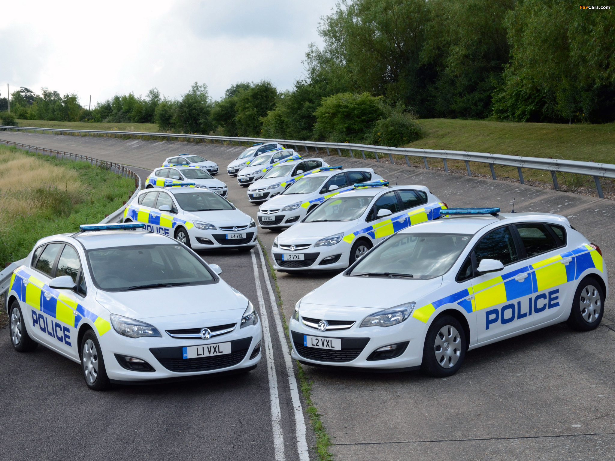 Photos of Vauxhall Astra Police 2012 (2048 x 1536)