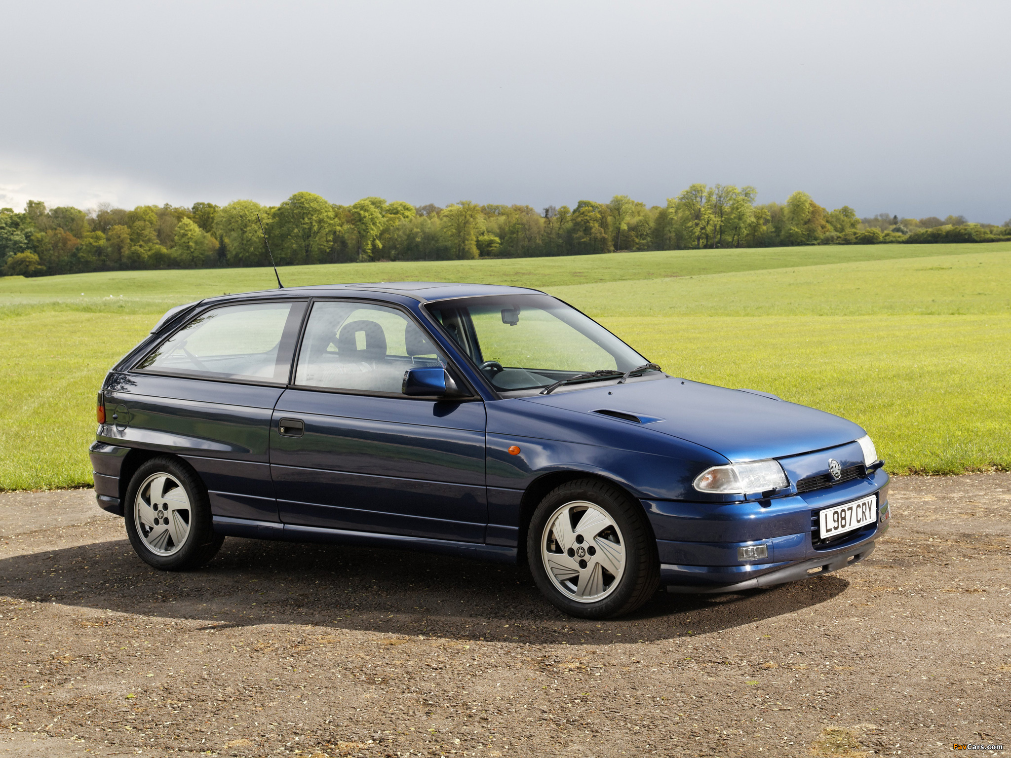 Pictures of Vauxhall Astra GSi 1991–95 (2048 x 1536)