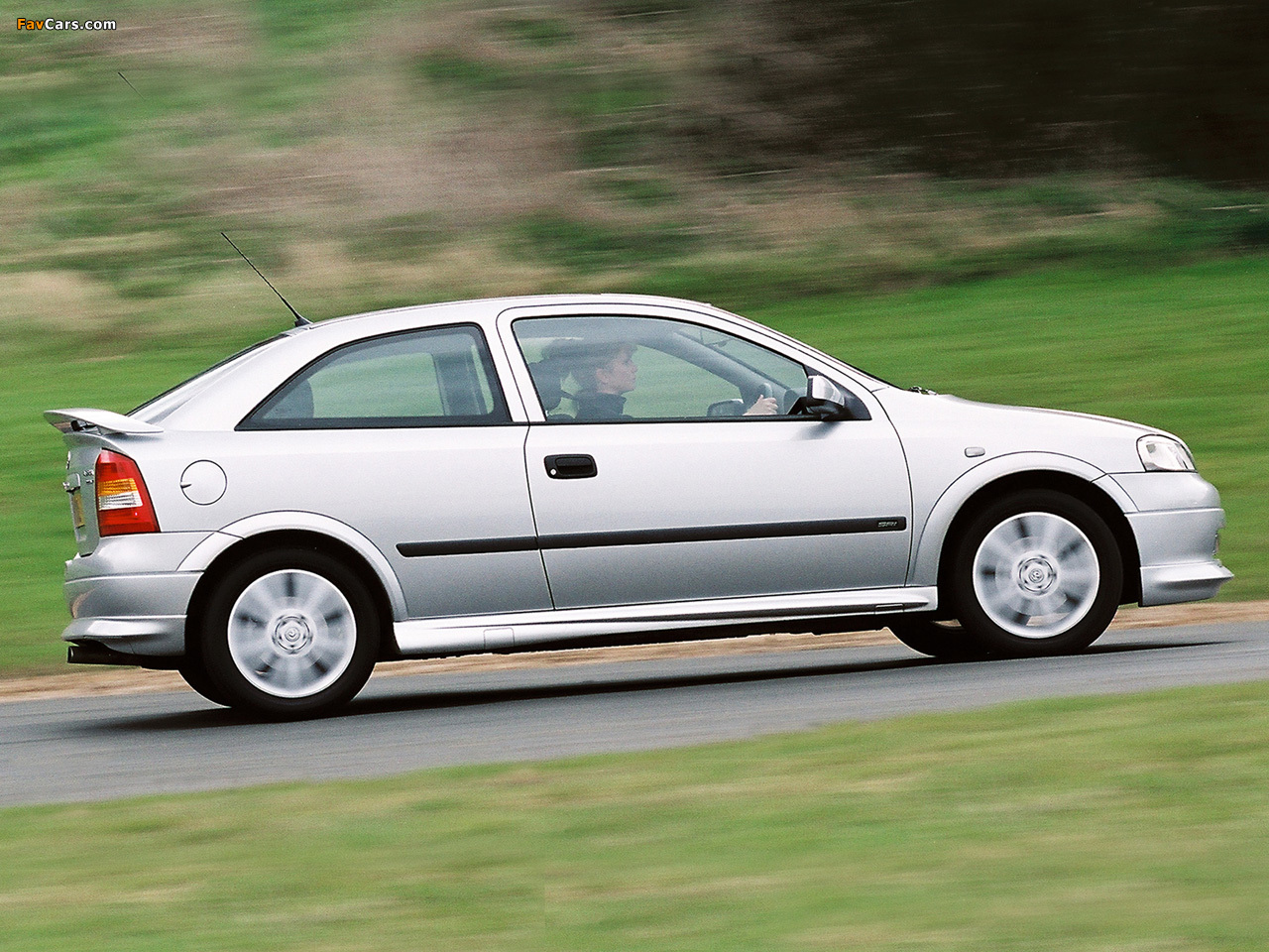 Pictures of Vauxhall Astra SRi 1998–2004 (1280 x 960)