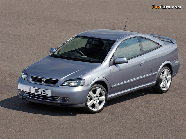 Pictures of Vauxhall Astra Turbo Coupe 2000–05 (640 x 480)