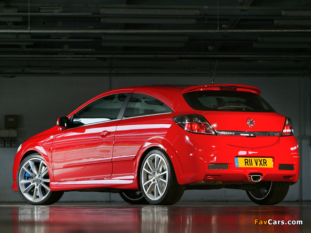 Pictures of Vauxhall Astra VXR 2005–10 (640 x 480)