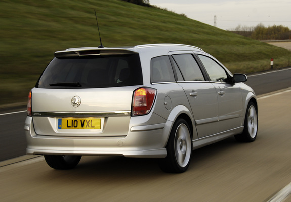 Pictures of Vauxhall Astra Sport Estate 2007–10