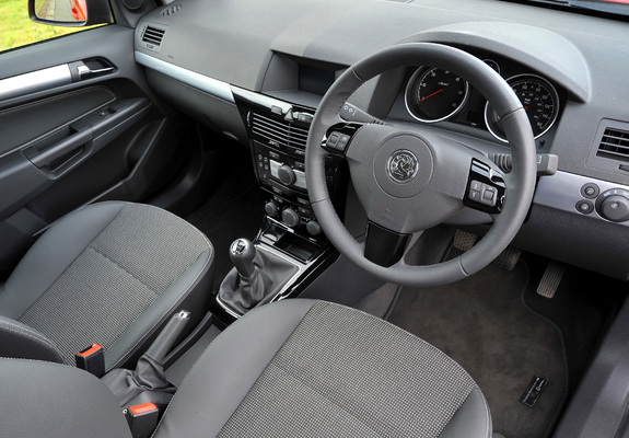 Pictures of Vauxhall Astra ecoFLEX 5-door 2008–09