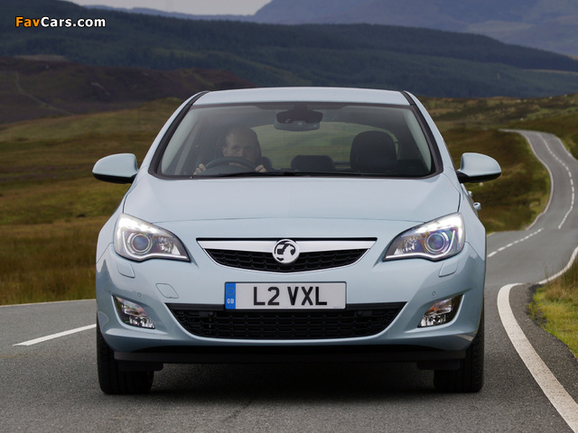 Pictures of Vauxhall Astra 2009–12 (640 x 480)
