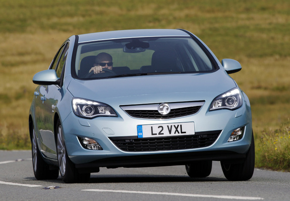 Pictures of Vauxhall Astra 2009–12