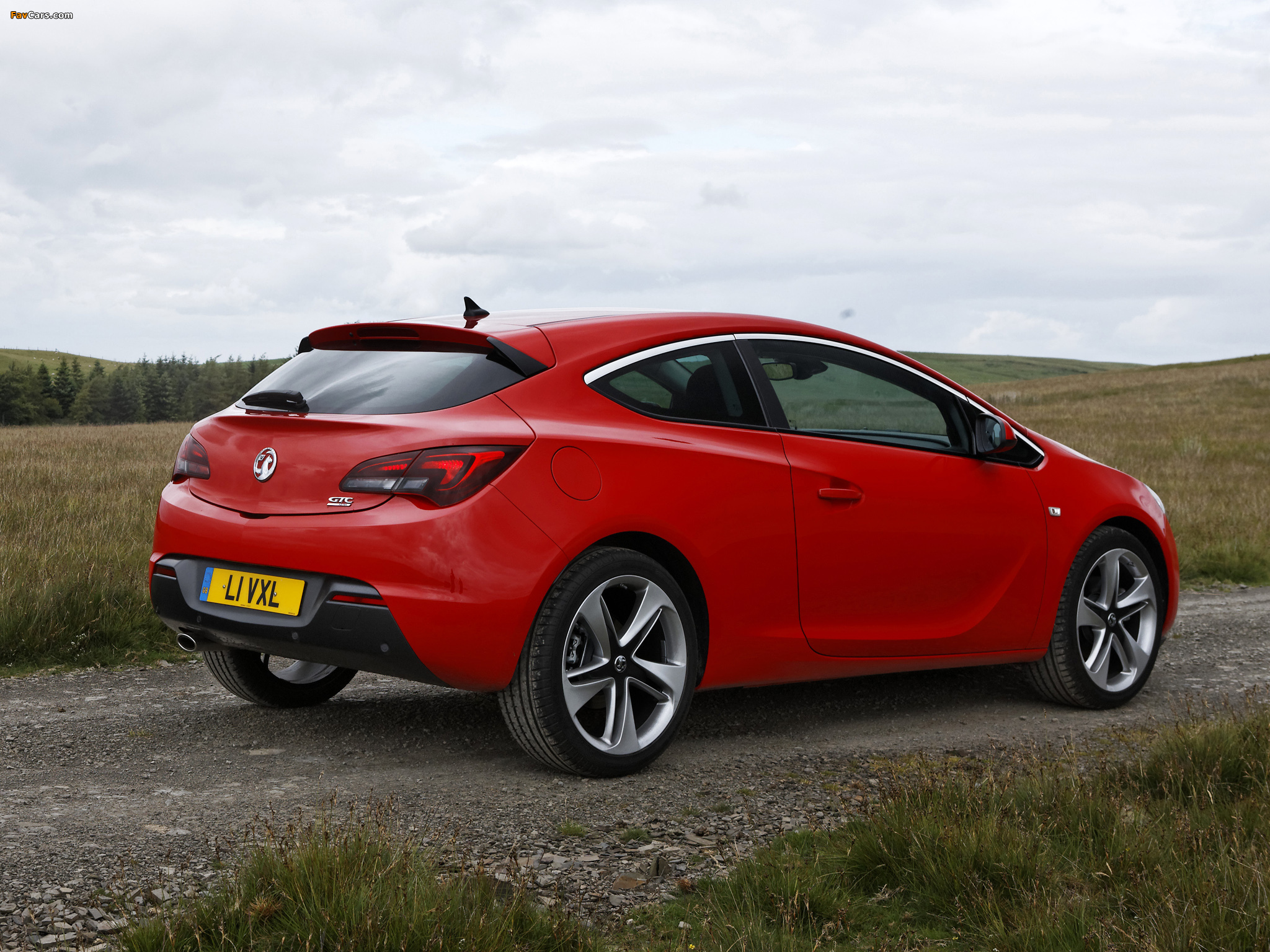 Pictures of Vauxhall Astra GTC 2011 (2048 x 1536)