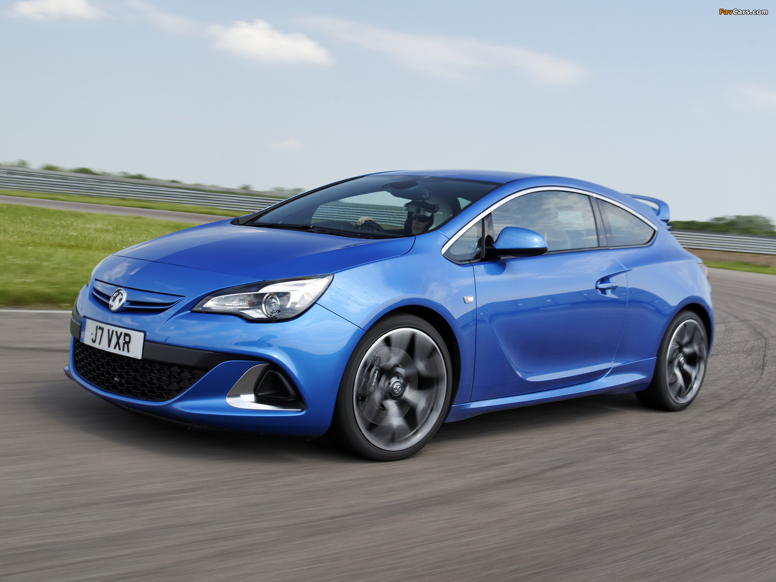 Pictures of Vauxhall Astra VXR 2012 (1600 x 1200)