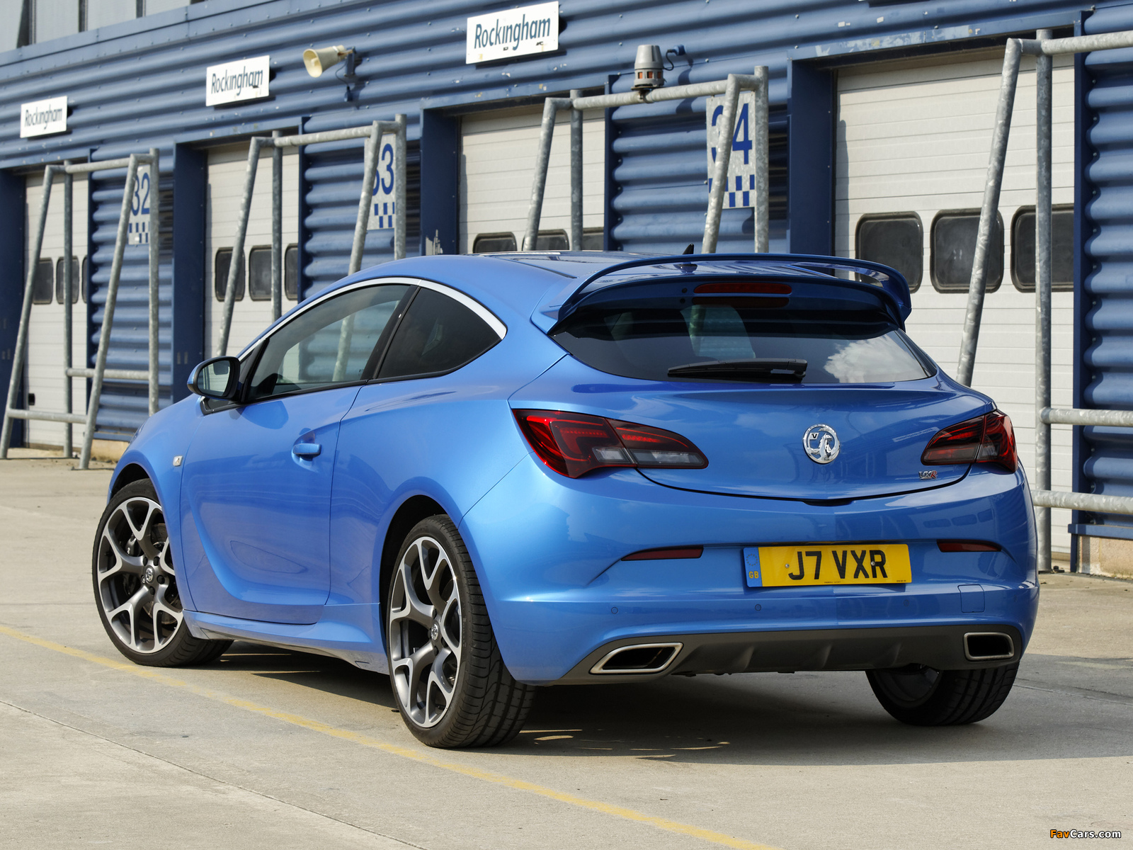 Pictures of Vauxhall Astra VXR 2012 (1600 x 1200)