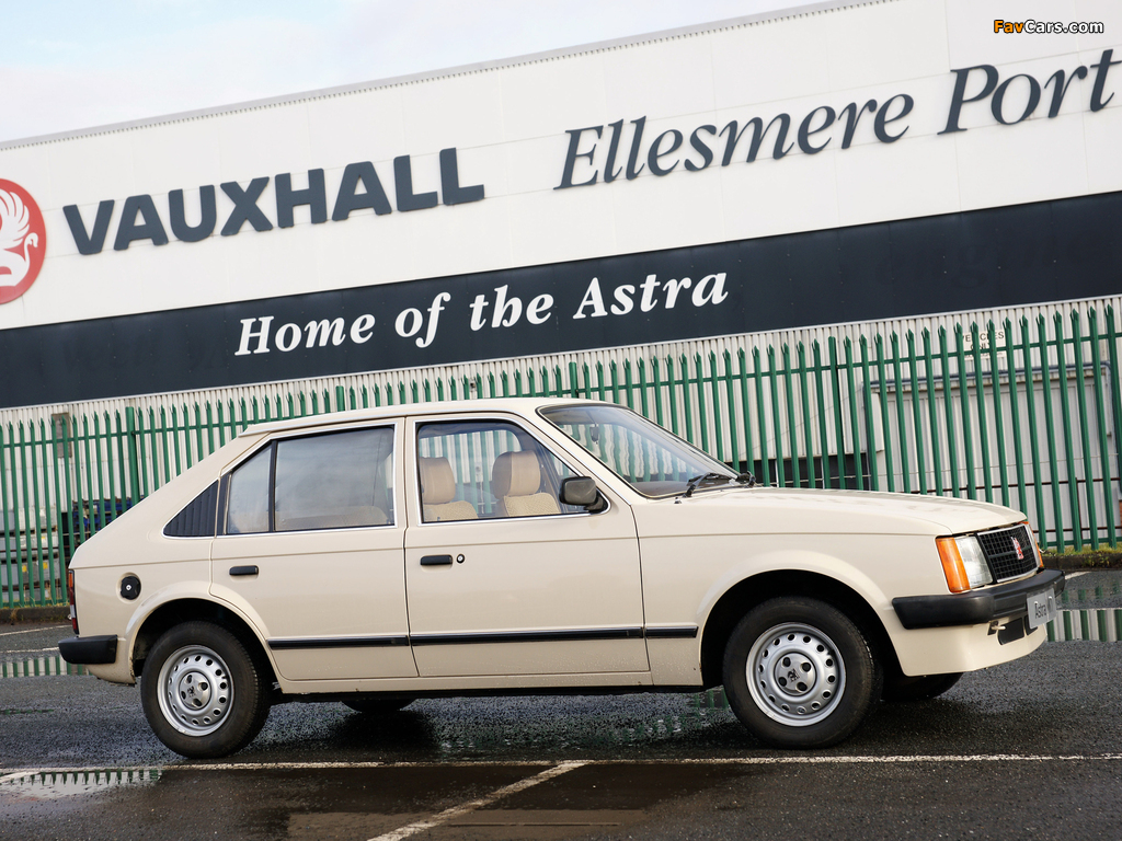 Vauxhall Astra 5-door 1980–84 images (1024 x 768)