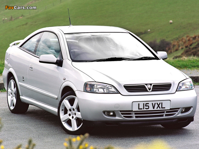 Vauxhall Astra Turbo Coupe 2000–05 pictures (640 x 480)