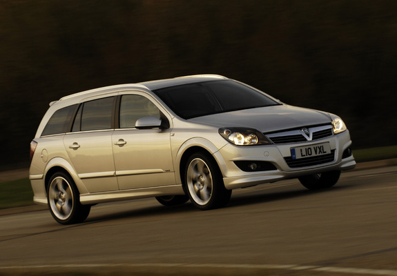 Vauxhall Astra Sport Estate 2007–10 pictures