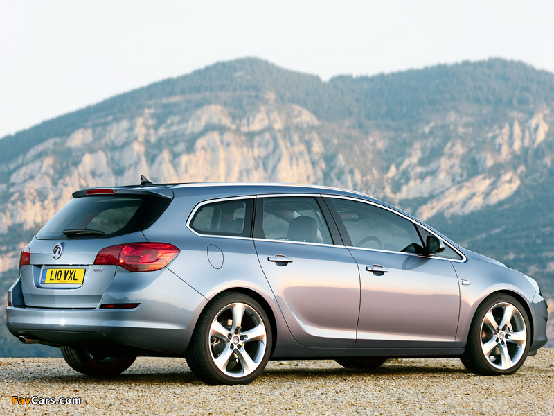 Vauxhall Astra Sports Tourer 2010–12 images (800 x 600)