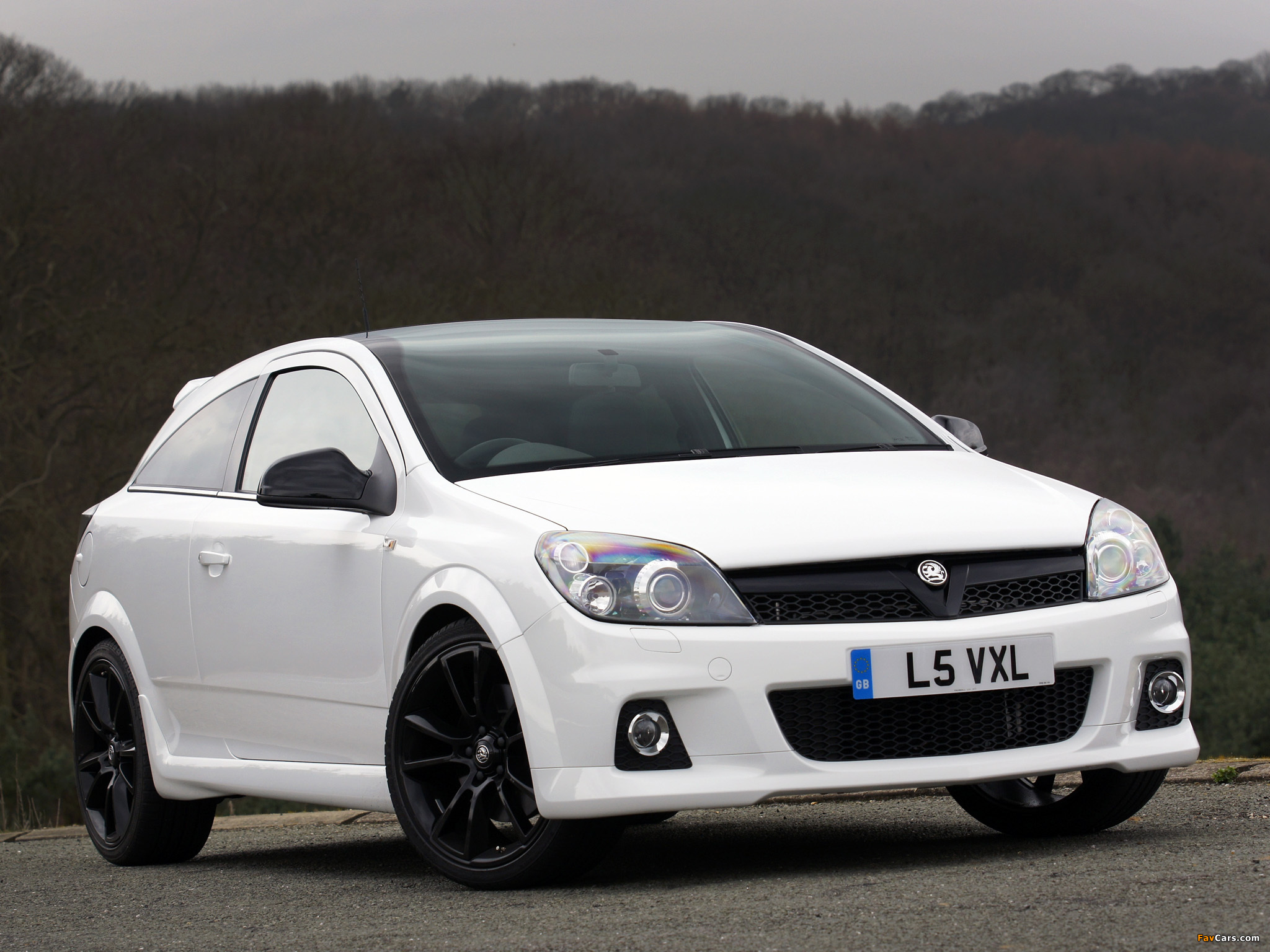 Vauxhall Astra VXR Arctic Special 2010 pictures (2048 x 1536)