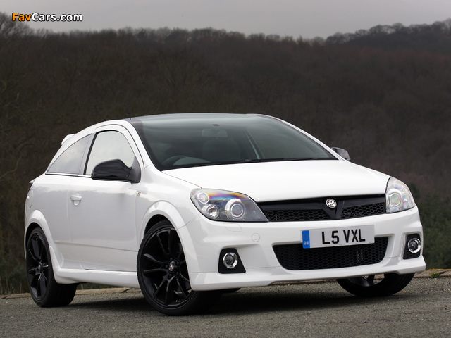 Vauxhall Astra VXR Arctic Special 2010 pictures (640 x 480)