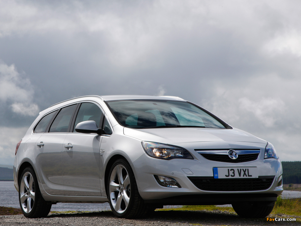 Vauxhall Astra Sports Tourer 2010–12 wallpapers (1024 x 768)