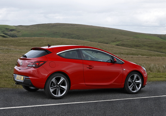 Vauxhall Astra GTC 2011 images
