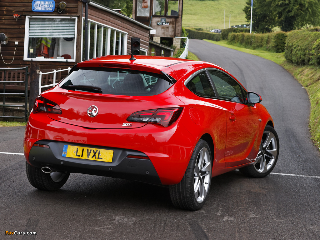 Vauxhall Astra GTC 2011 wallpapers (1024 x 768)