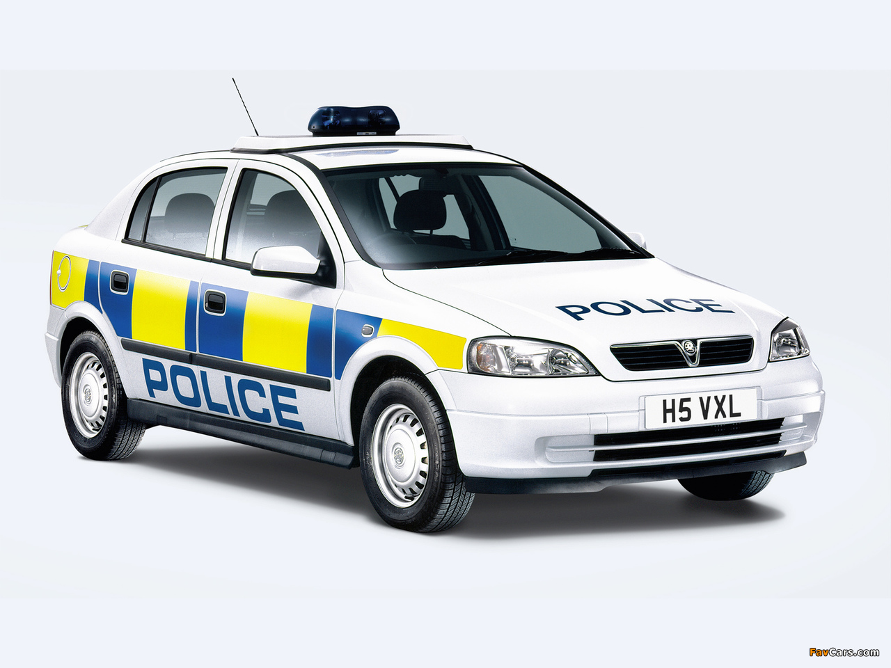 Vauxhall Astra 5-door Police 1998–2004 wallpapers (1280 x 960)