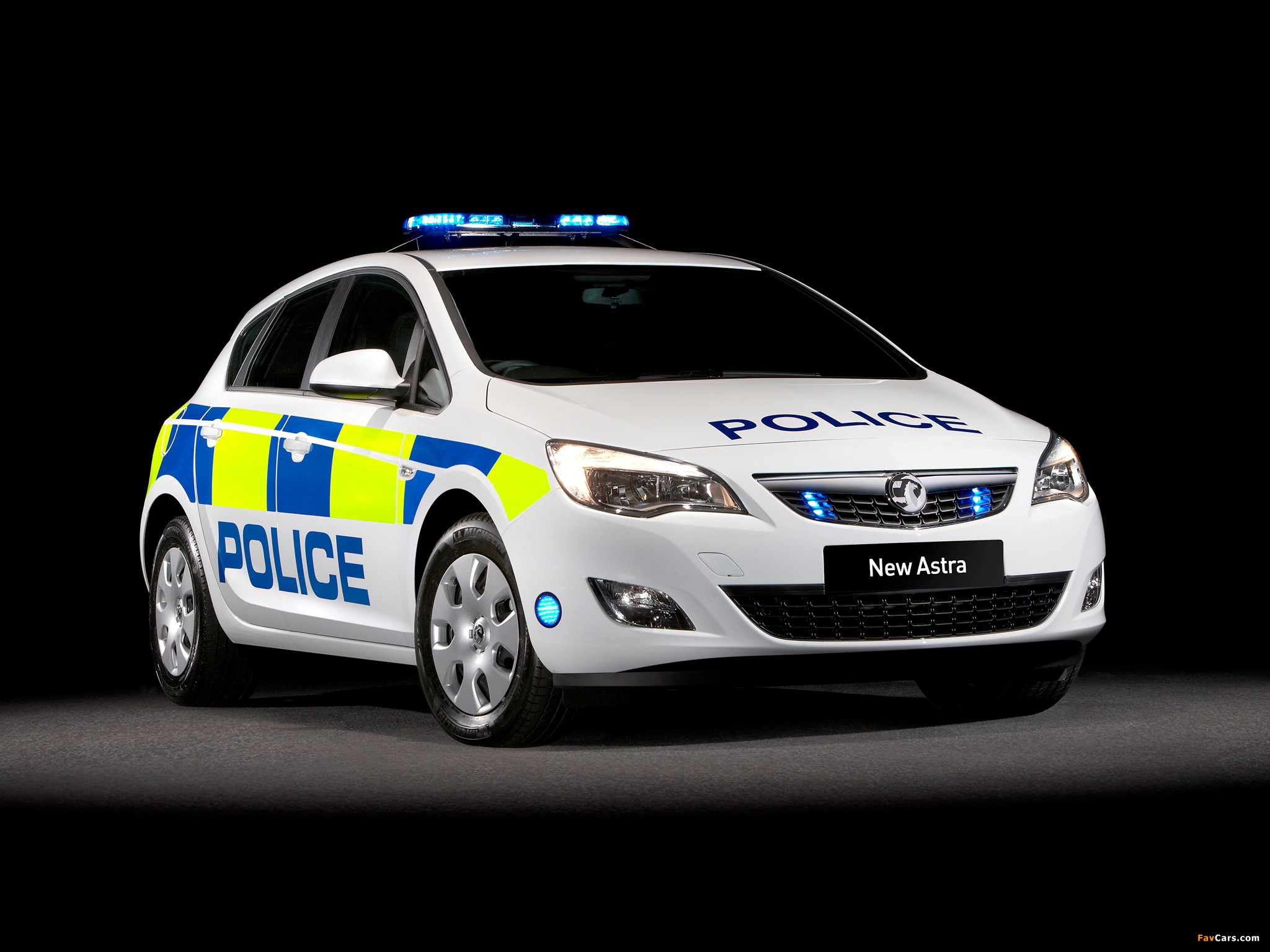 Vauxhall Astra Police 2010–12 wallpapers (2048 x 1536)