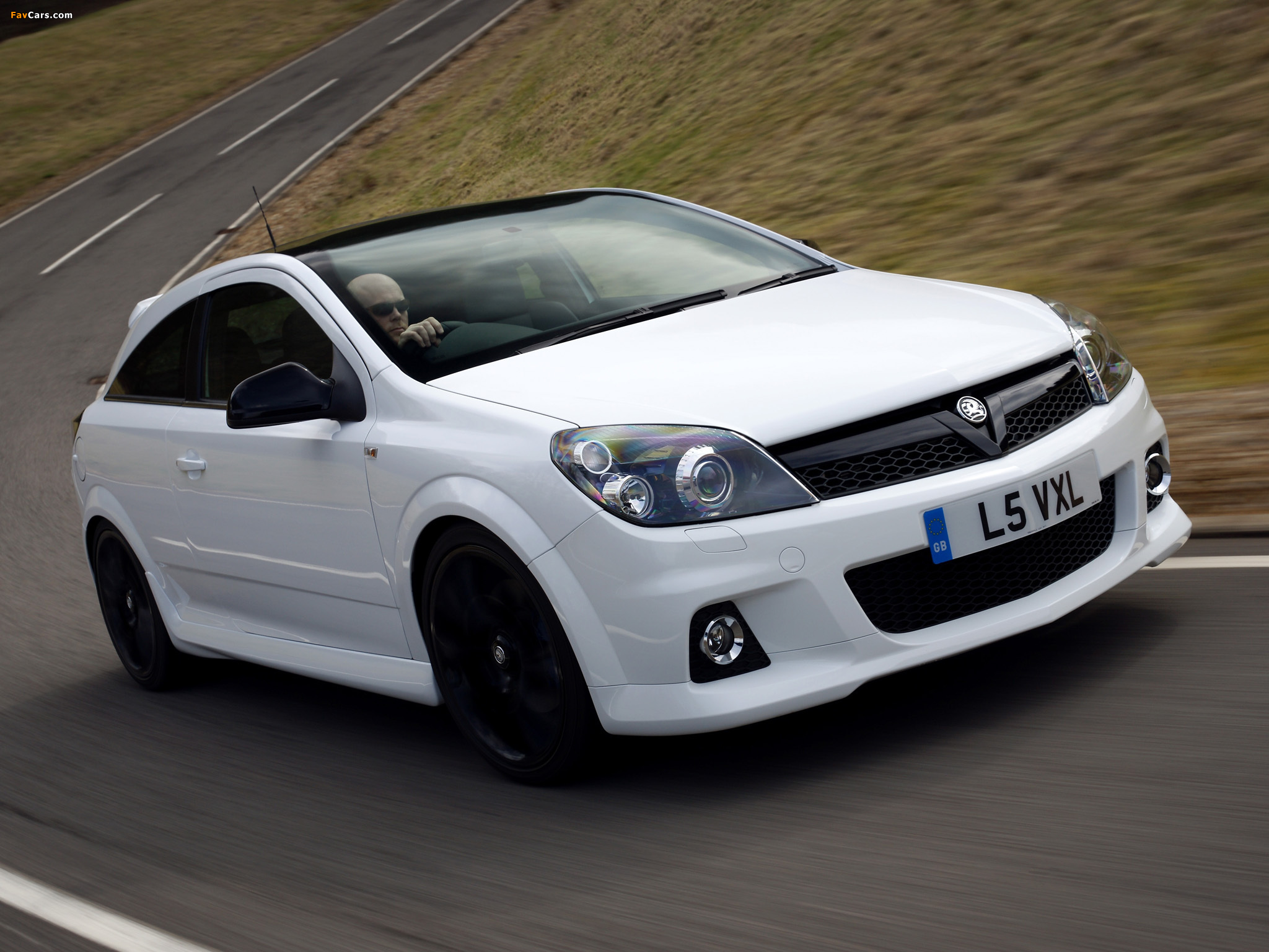 Vauxhall Astra VXR Arctic Special 2010 wallpapers (2048 x 1536)