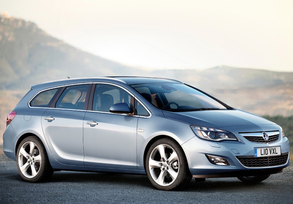 Vauxhall Astra Sports Tourer 2010–12 wallpapers