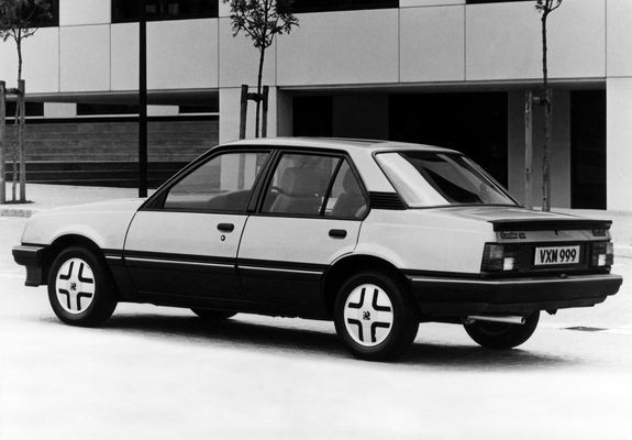 Pictures of Vauxhall Cavalier SR Saloon 1982–88
