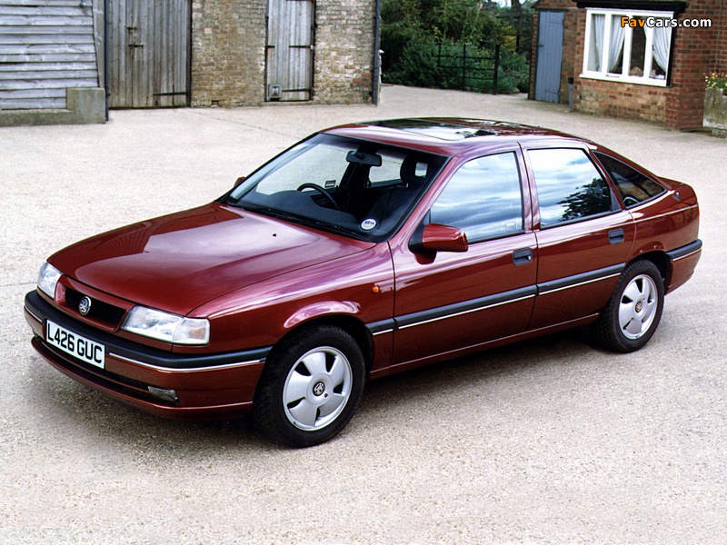 Vauxhall Cavalier Diplomat Hatchback 1993–95 photos (800 x 600)