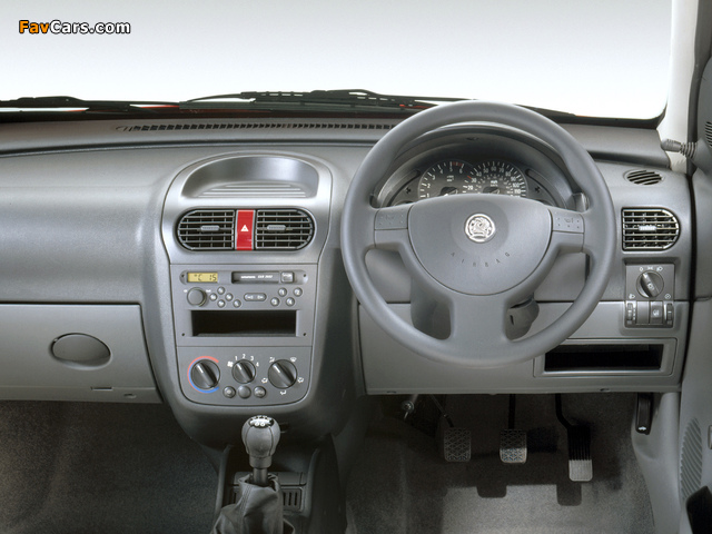 Pictures of Vauxhall Combo 2001–12 (640 x 480)