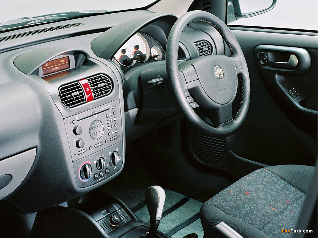 Photos of Vauxhall Corsa 5-door (C) 2000–03 (1024 x 768)