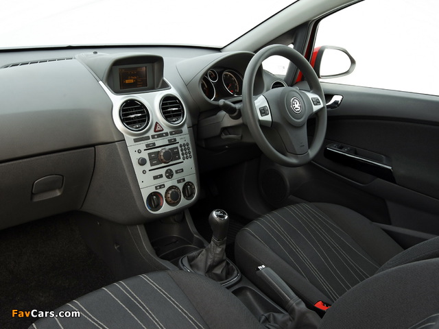 Photos of Vauxhall Corsa 3-door (D) 2006–09 (640 x 480)