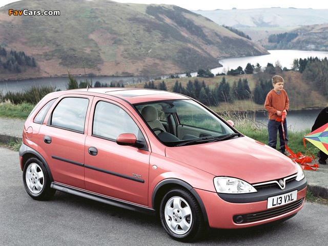 Pictures of Vauxhall Corsa 5-door (C) 2000–03 (640 x 480)