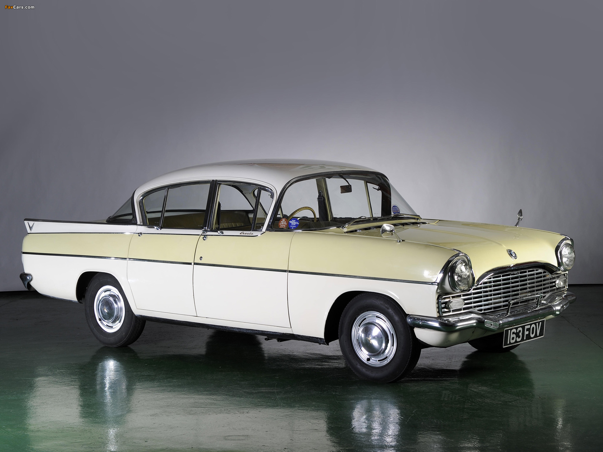 Vauxhall Cresta 4-door Saloon (PA) 1960–62 pictures (2048 x 1536)