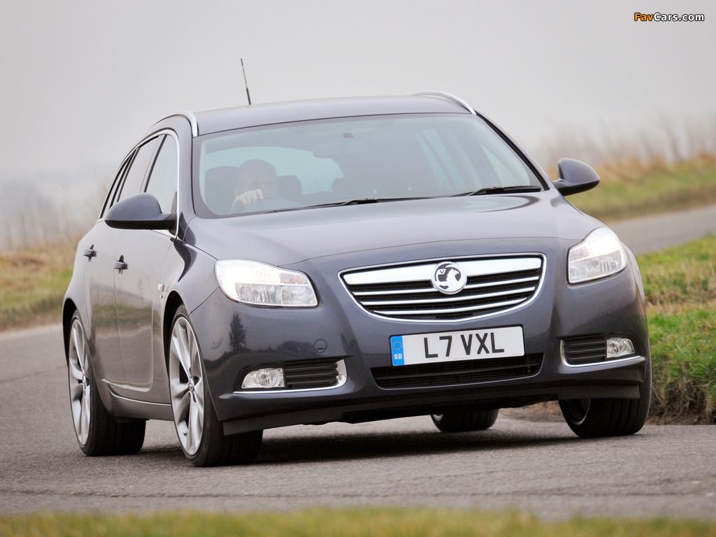 Images of Vauxhall Insignia Sports Tourer 2008–13 (1024 x 768)