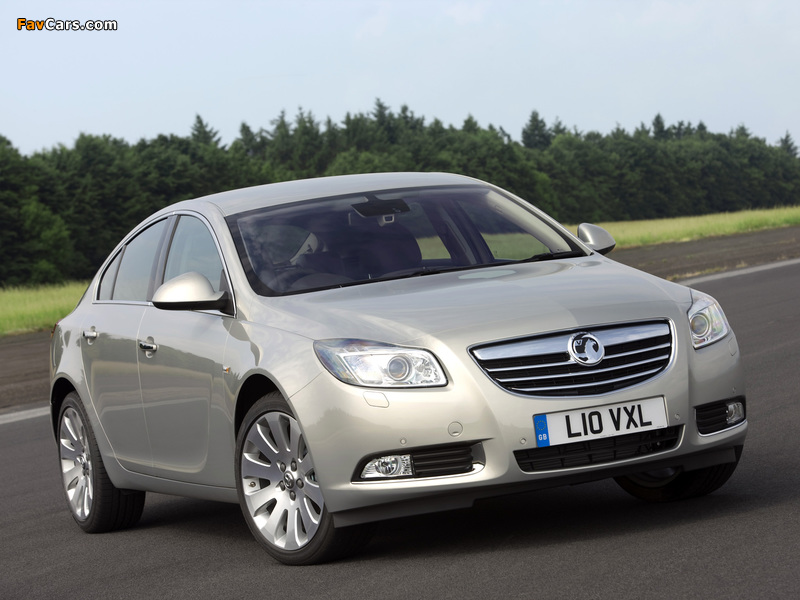 Images of Vauxhall Insignia Hatchback 2008–13 (800 x 600)