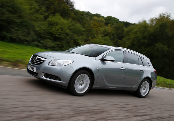 Images of Vauxhall Insignia 4x4 Sports Tourer 2008–13