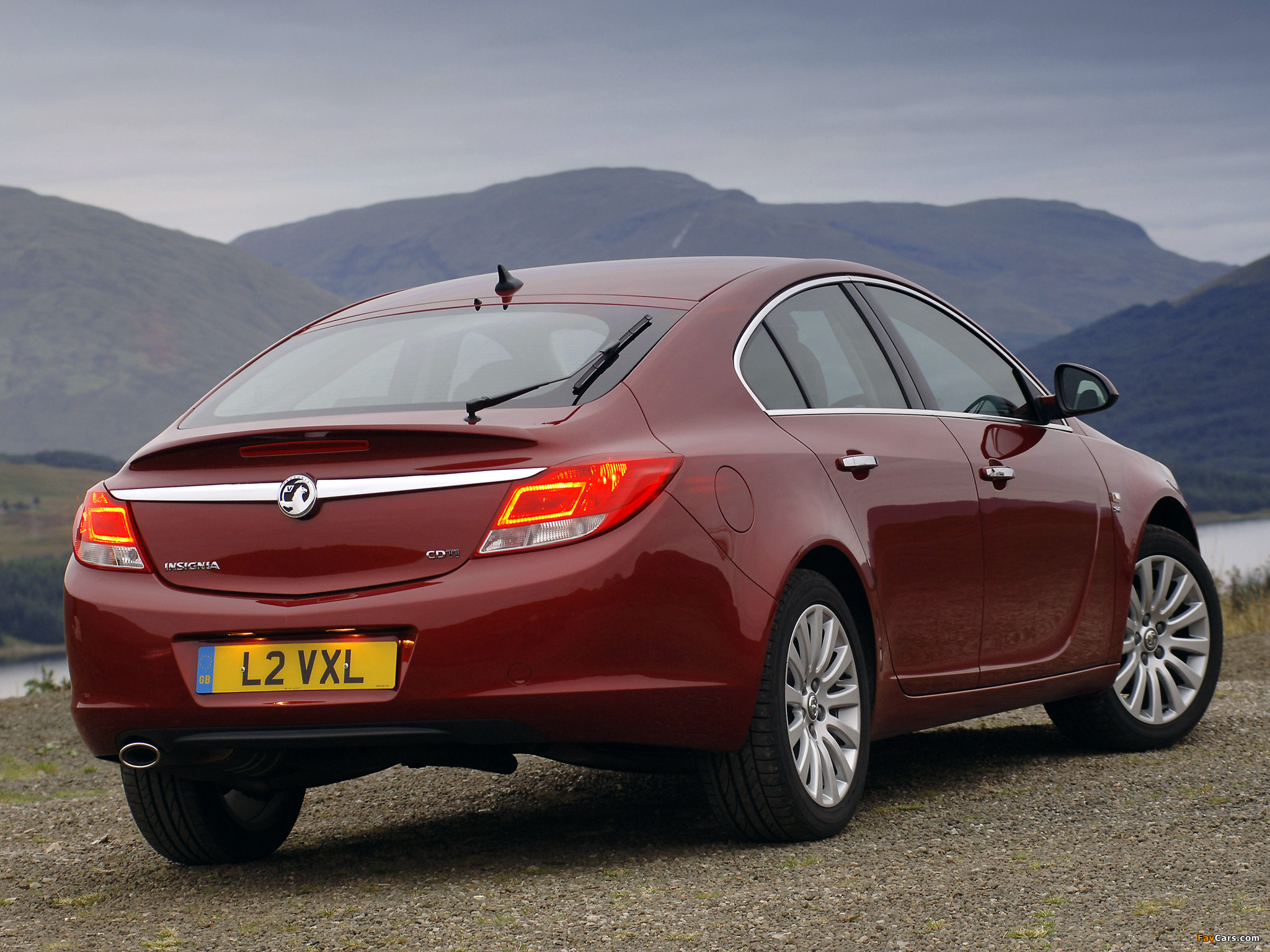 Images of Vauxhall Insignia Hatchback 2008–13 (2048 x 1536)