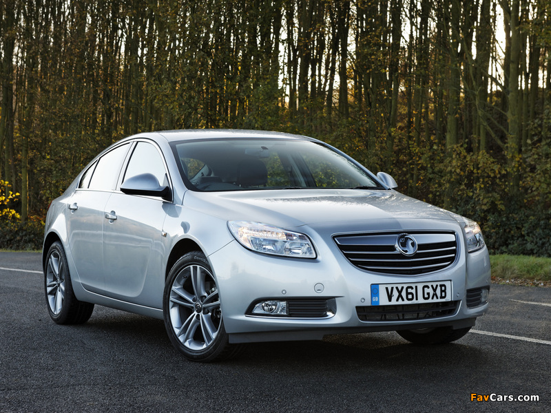 Images of Vauxhall Insignia ecoFLEX Hatchback 2009–13 (800 x 600)