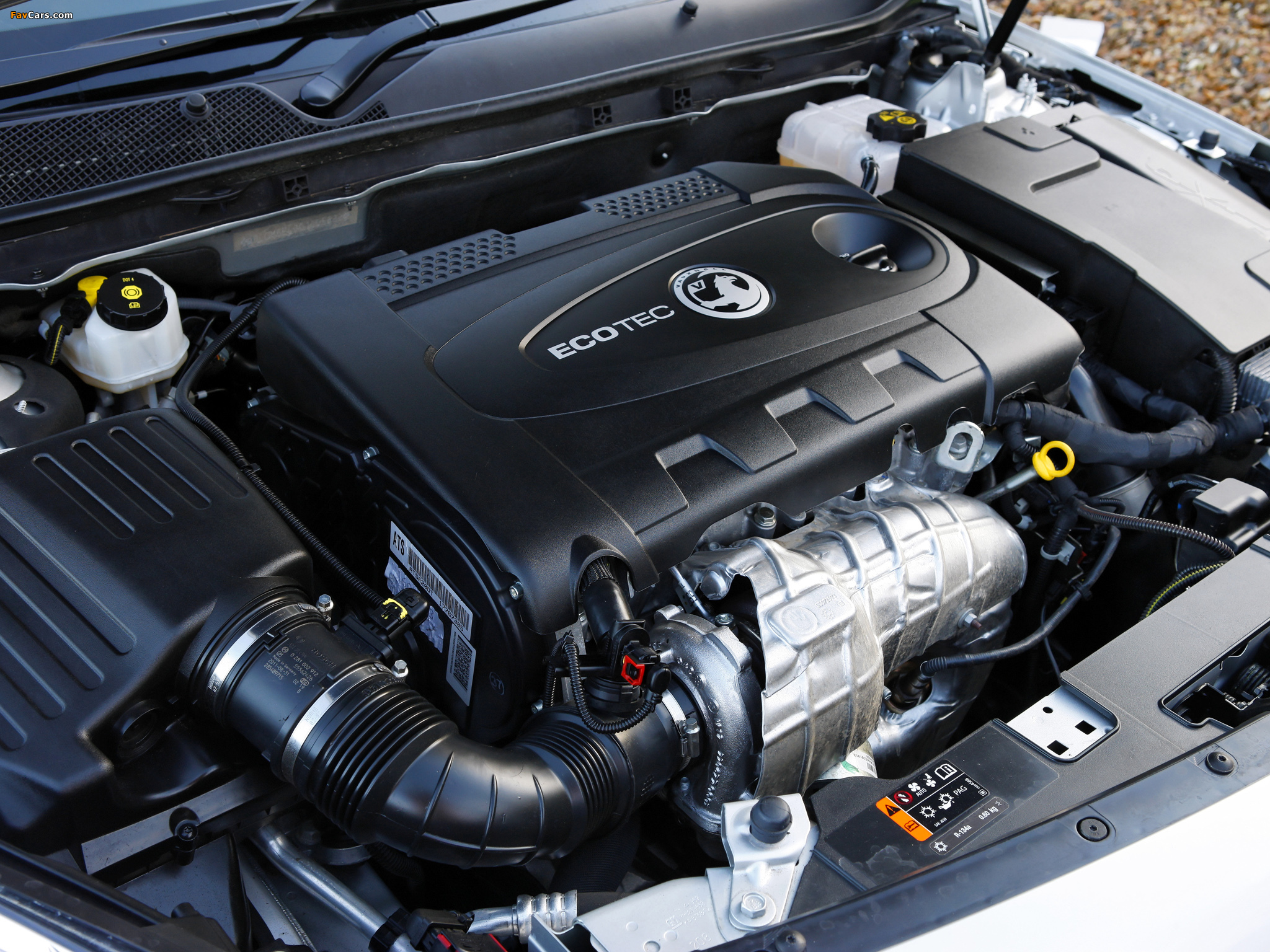 Photos of Vauxhall Insignia ecoFLEX Hatchback 2009–13 (2048 x 1536)