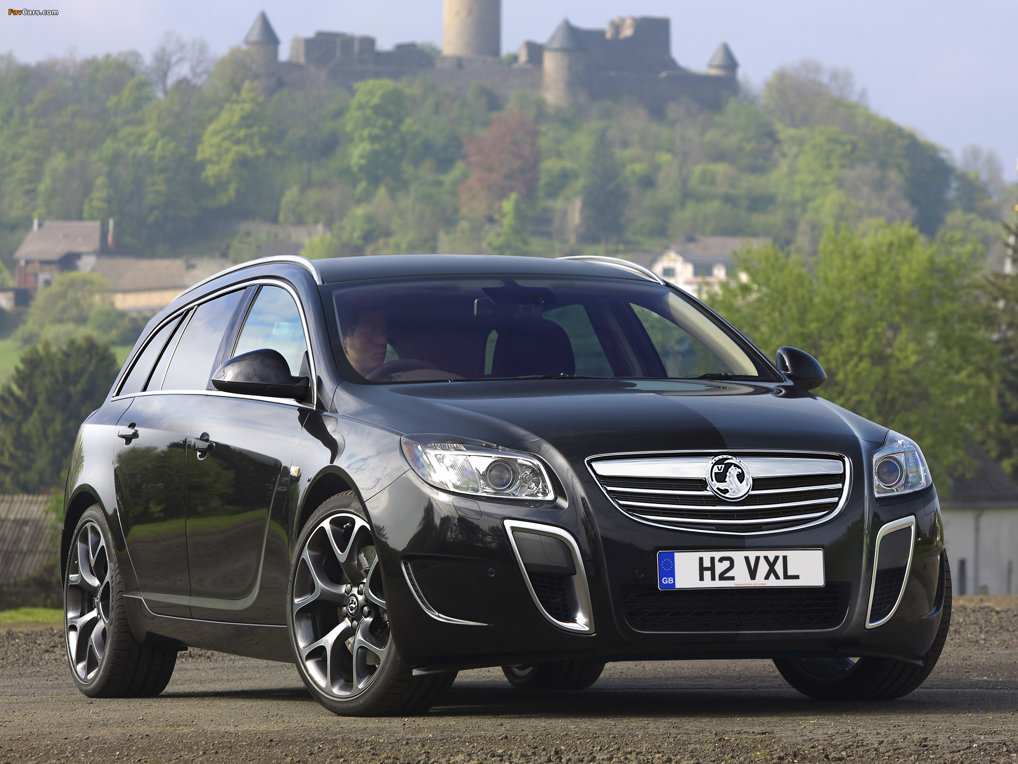 Pictures of Vauxhall Insignia VXR Sports Tourer 2009–13 (2048 x 1536)