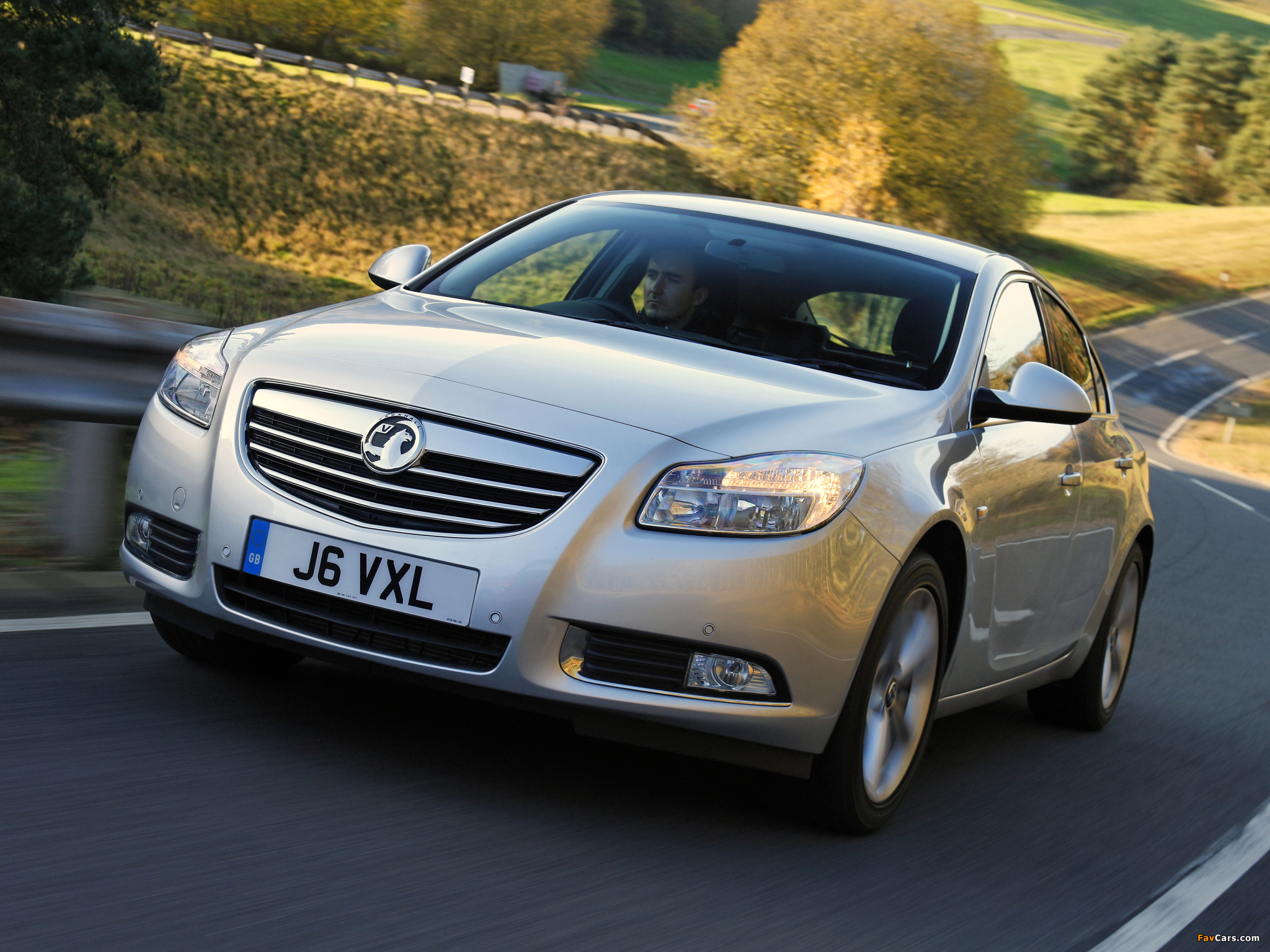Pictures of Vauxhall Insignia ecoFLEX Hatchback 2009–13 (2048 x 1536)