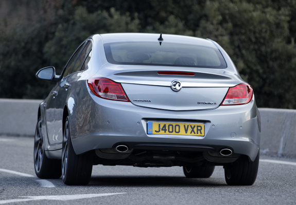 Pictures of Vauxhall Insignia 4x4 BiTurbo 2012–13