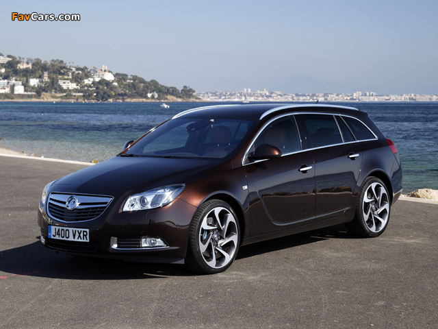 Pictures of Vauxhall Insignia 4x4 BiTurbo Sports Tourer 2012–13 (640 x 480)