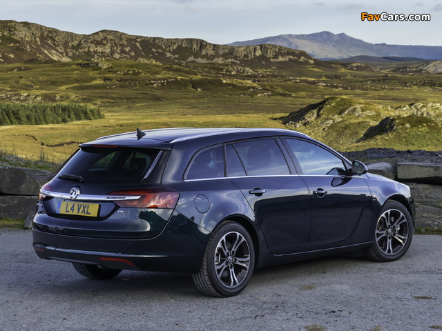 Pictures of Vauxhall Insignia Sports Tourer 2013 (640 x 480)