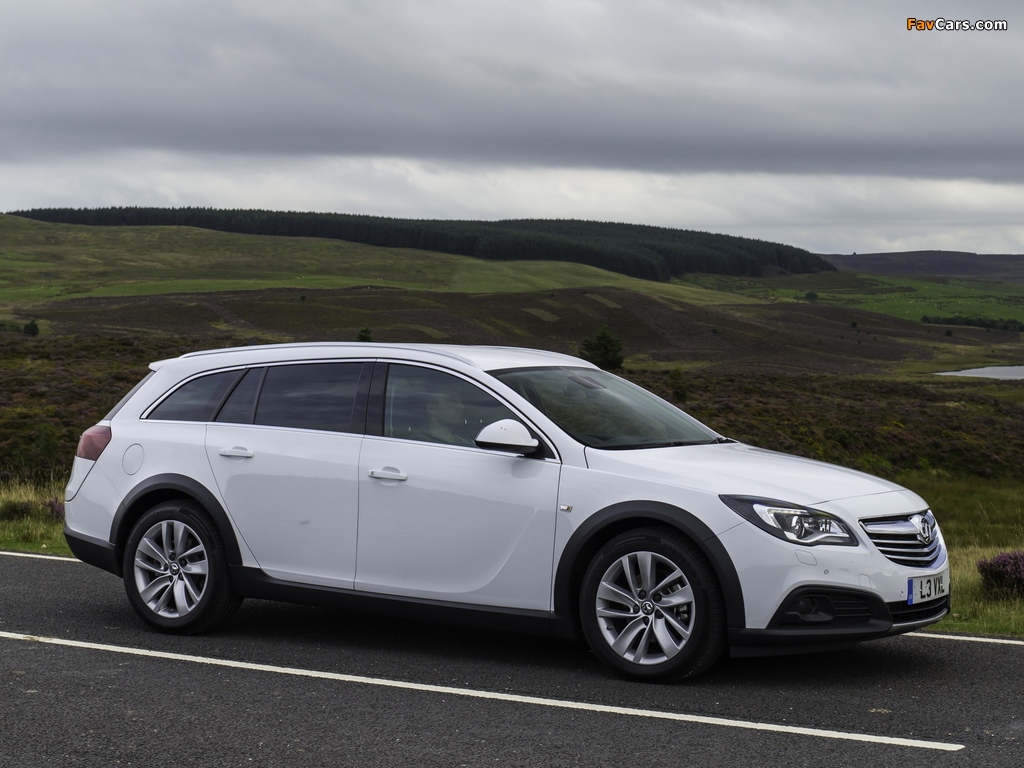 Pictures of Vauxhall Insignia Country Tourer 2013 (1024 x 768)